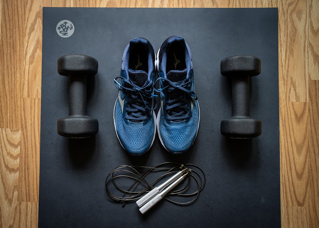 descubra um treino push eficiente para fortalecer peito, ombros e tríceps. veja dicas, exercícios e planejamento para maximizar seus resultados na academia.